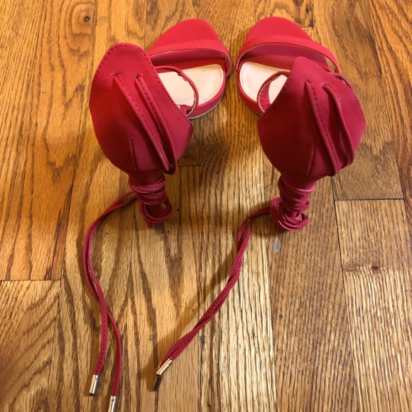 Red Size 9 Charlotte Russe Lace Up Heels - Picture 2 of 4